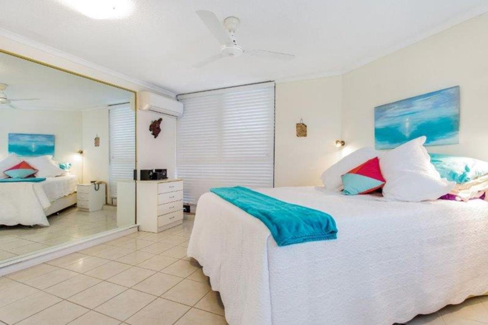 Cairns Ocean View Apartment In Aquarius Exterior photo